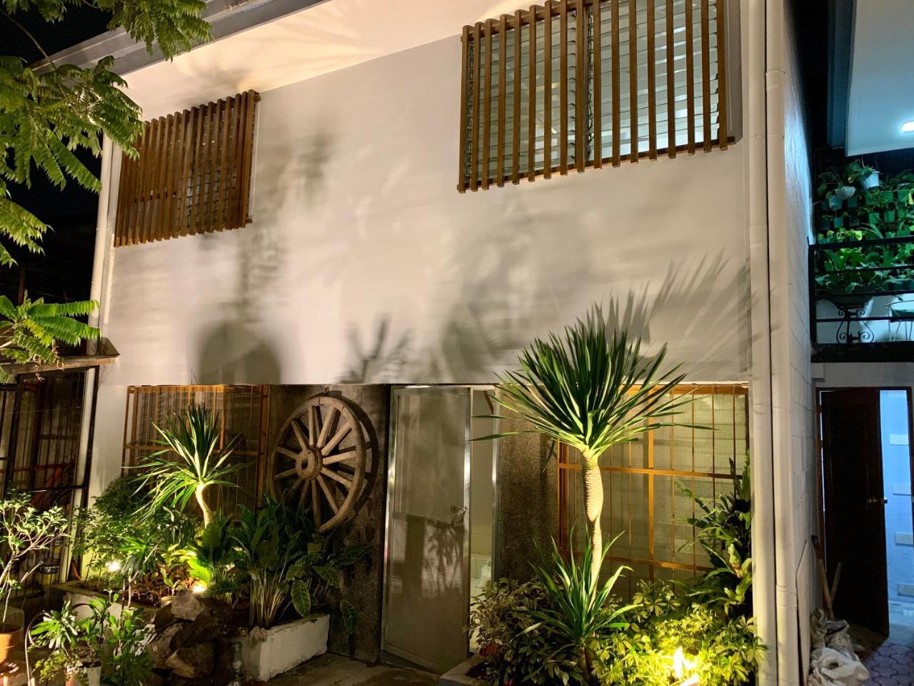 Courtyard Hotel Pasay Exteriér fotografie
